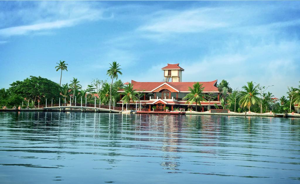Sterling Palace Alleppey 5*