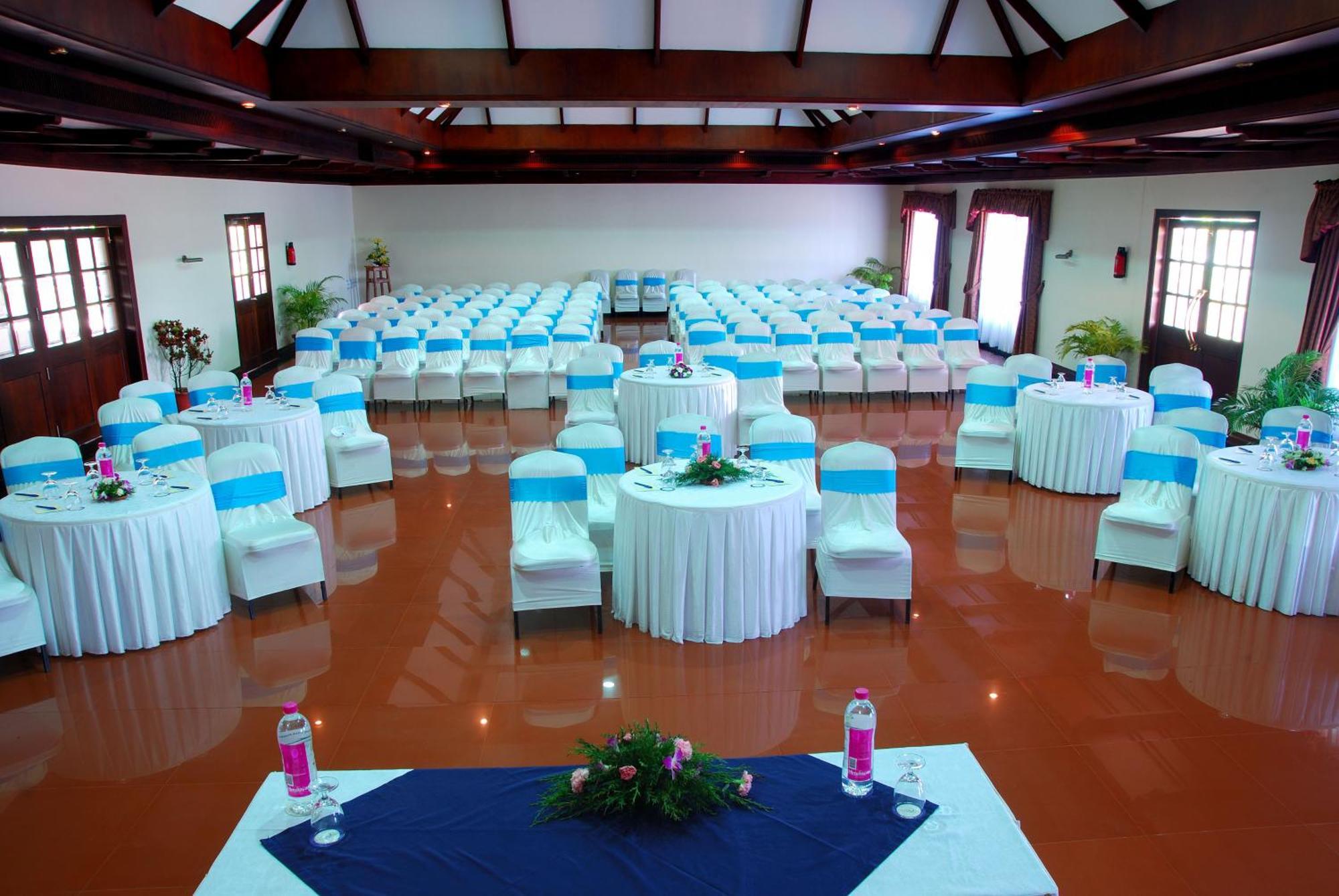 Sterling Palace Alleppey Resort