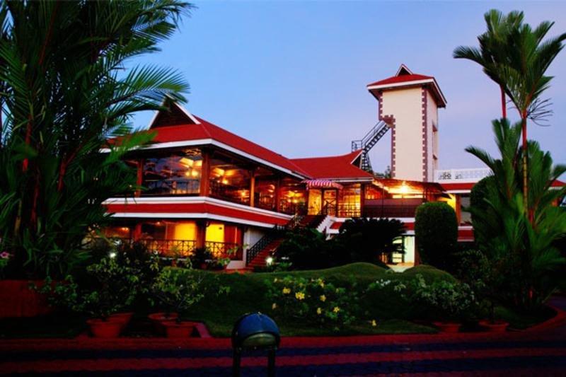 Sterling Palace Alleppey 5*