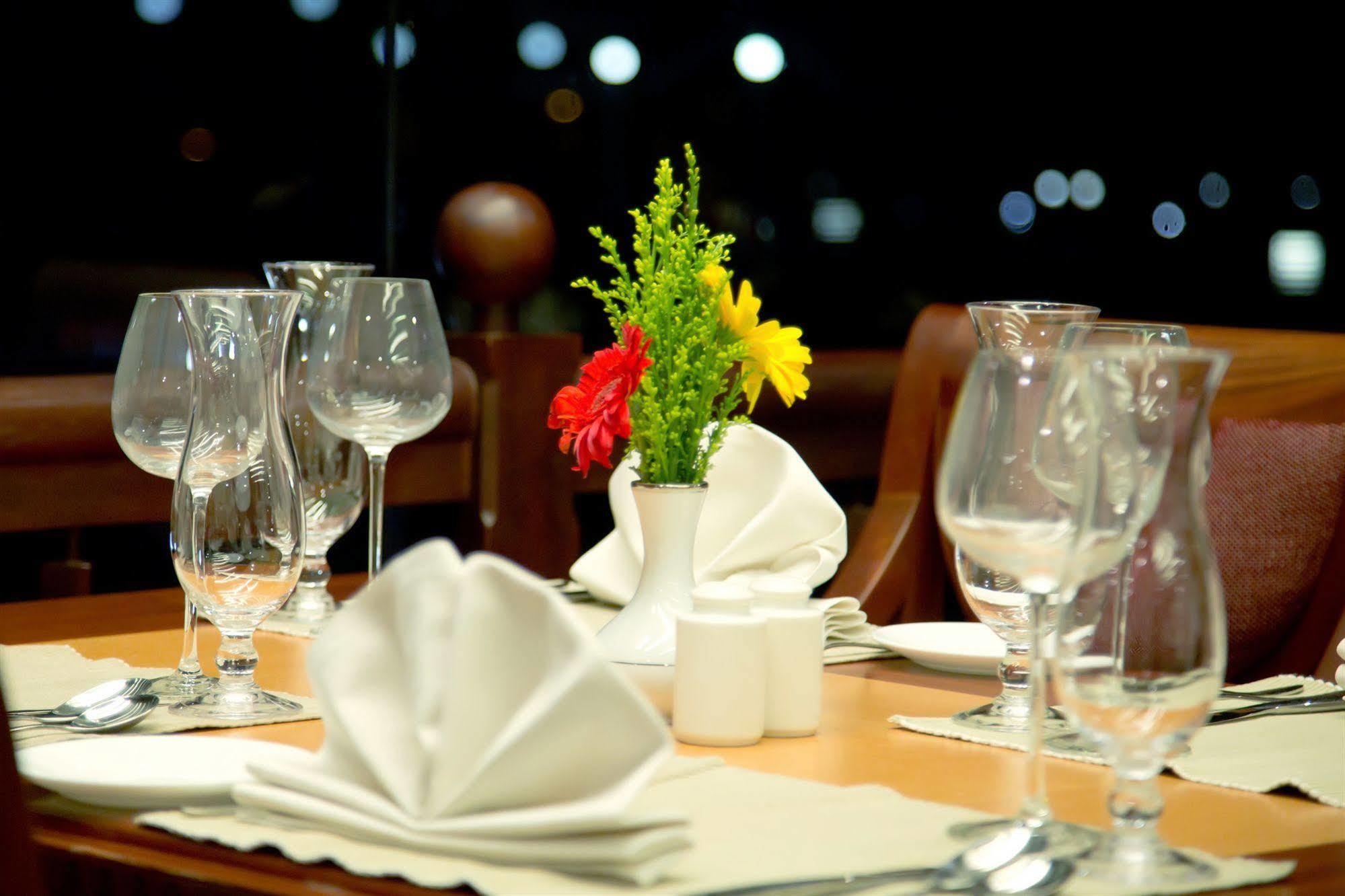 Resort Sterling Palace Alleppey 5*