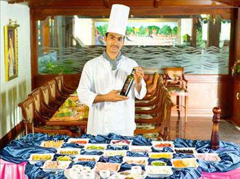Resort Sterling Palace Alleppey 5*