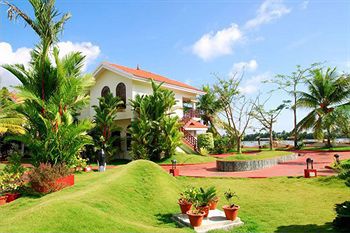 Sterling Palace Alleppey Resort